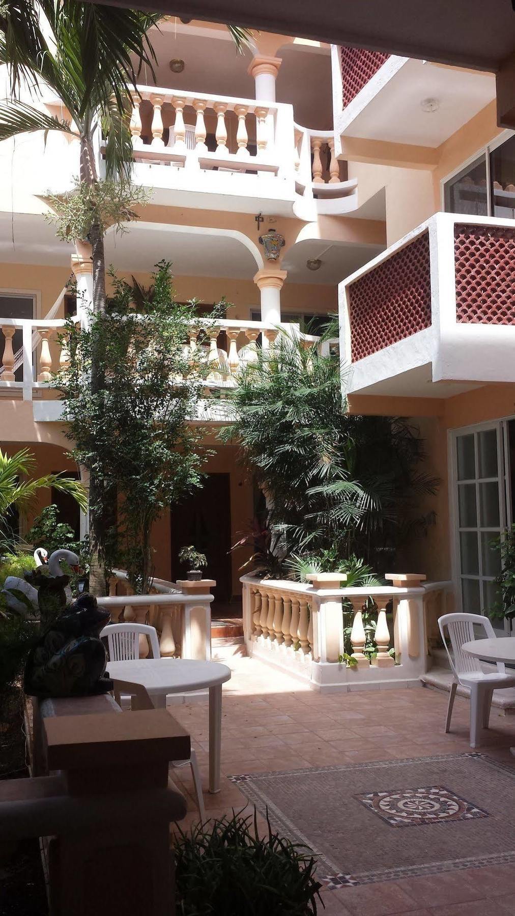 Hotel Francis Arlene Adults Only Isla Mujeres Exterior foto